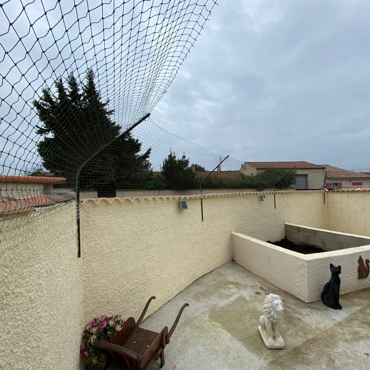 Cloture pour chat avec filet et bavolets