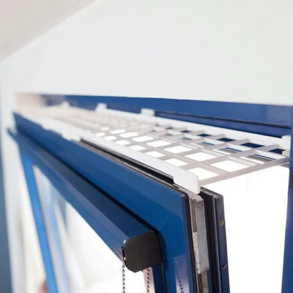Grille supérieure de protection fenetre oscillo battant pour protéger le chat